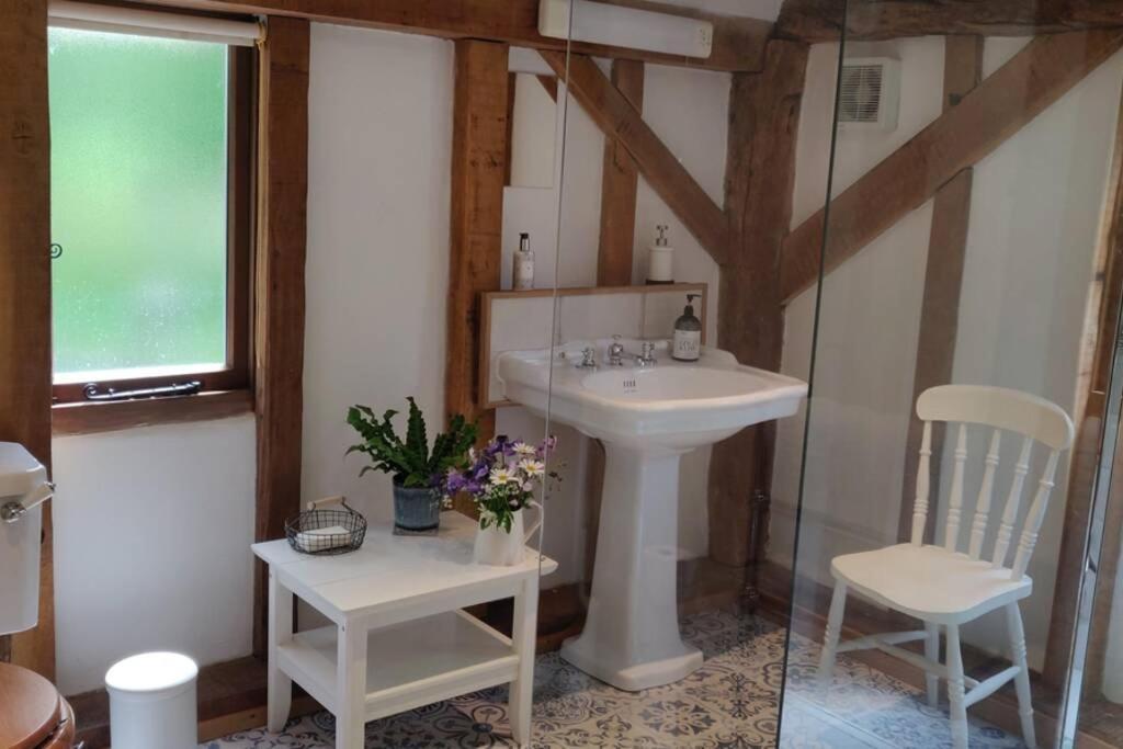 Cosy Listed Barn In Peaceful Country Village Granborough Ngoại thất bức ảnh